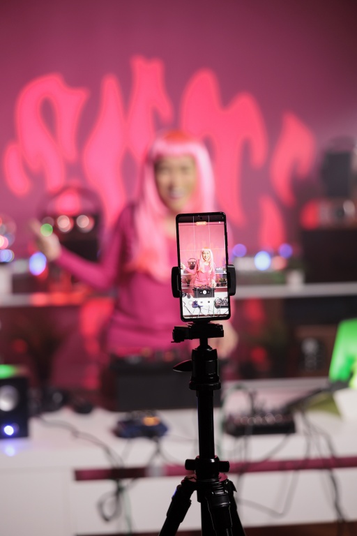 TikTok Reklamları ile Genç Kitlelere Ulaşma Stratejileri