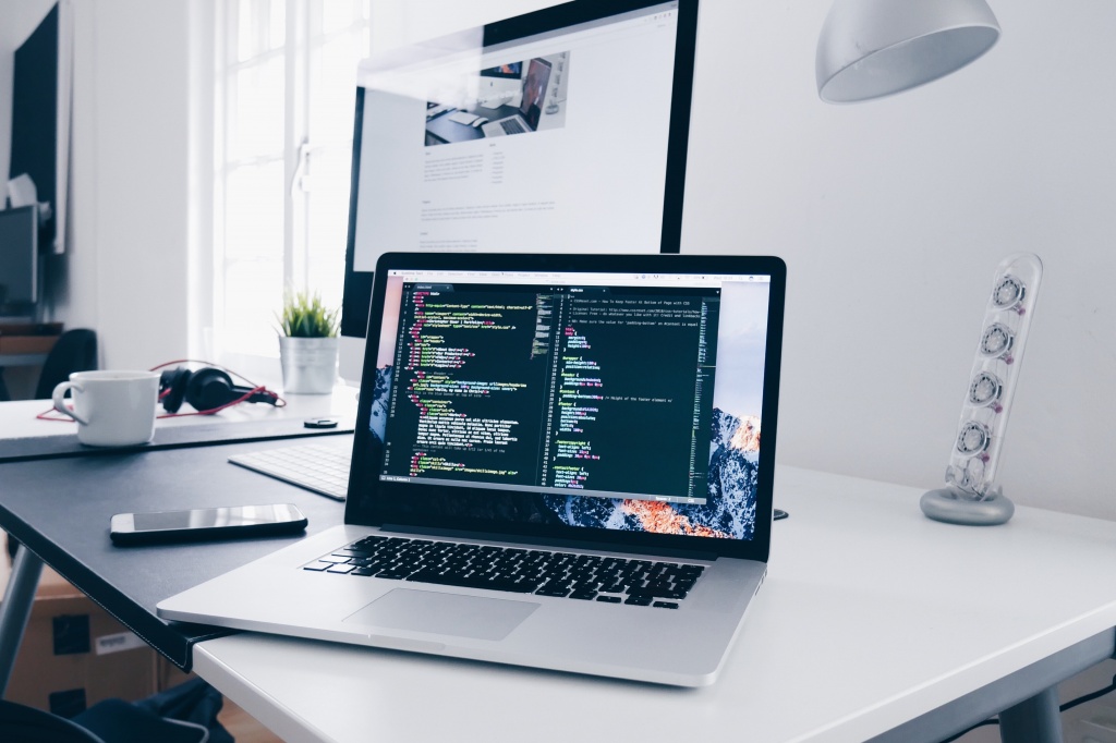 Özel Tasarım Web Sitesi Nedir?